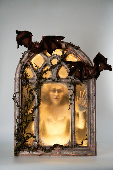 Katherine's Collection Gone Batty-vindue med spøgelsesscene Halloween-dekoration 28-228490 -3