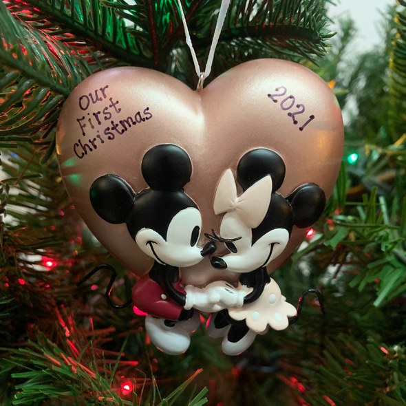Hallmark 3" Mickey and Minnie Love Personalized Christmas Ornament 3HCM1002