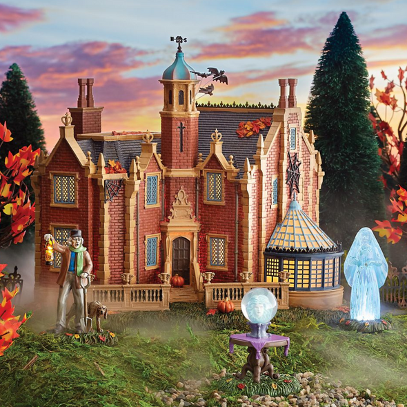 Department 56 Disney World Haunted Mansion Village Set 2024–6