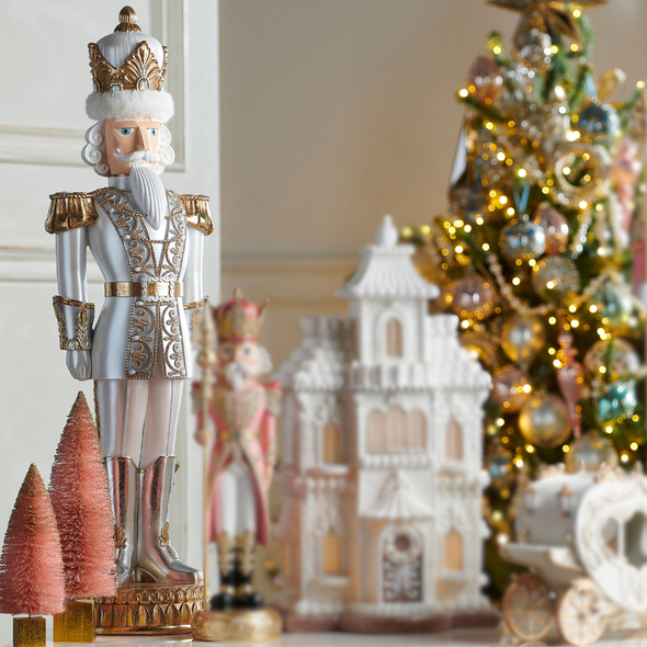 Raz 36" Large White and Gold Nutcracker Christmas Figure 4510521 Raz 36" Large White and Gold Nutcracker Christmas Figure 4510521