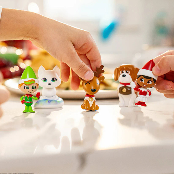 Elf On the Shelf Santaverse Minis Series 5 Blind Bag Figures SVMINISPDQ2
