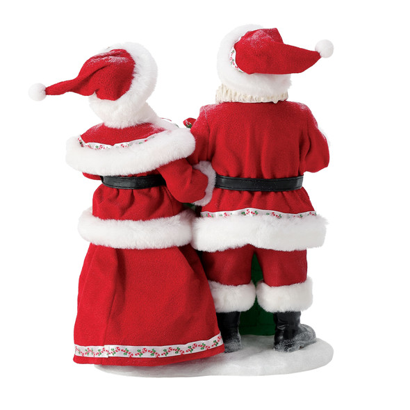 Department 56 Possible Dreams Santa Counting Down the Days 6017718 -2