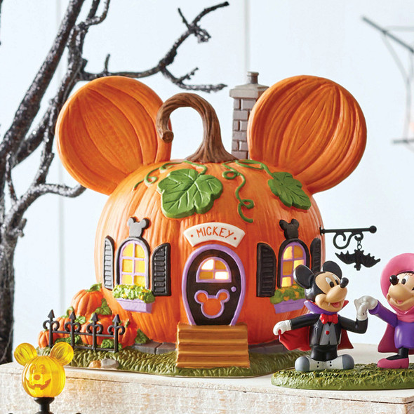 Department 56 Disney Mickey's Pumpkintown Water Tower | Department