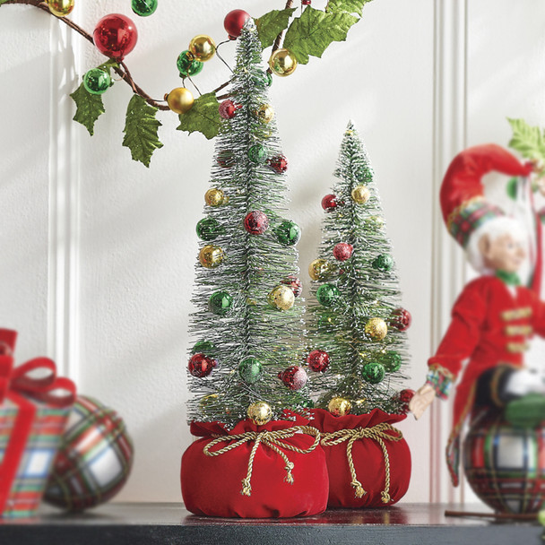 Conjunto Raz de 2 árvores de escova para garrafas iluminadas em sacola de Papai Noel Figuras de Natal 4215550