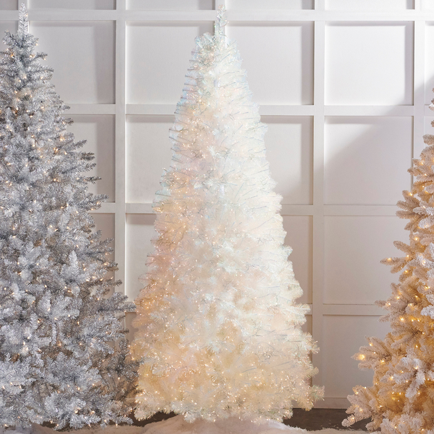 Árbol de Navidad Raz de pino blanco iridiscente de cristal de 7,5 'o 9' con luces LED en racimo