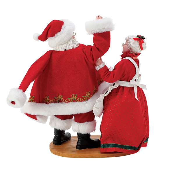 Department 56 Possible Dreams Santa Santa's New Suit 6015877 -4