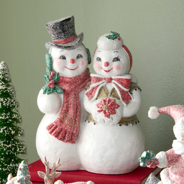 Raz 10.25" The Magic Of Christmas Snow Couple Christmas Figure 4519048