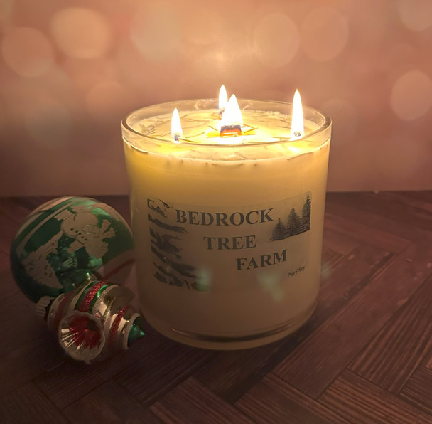 Bedrock Tree Farm 32 oz Fir Needle Scented Christmas Candle V32NAT-4