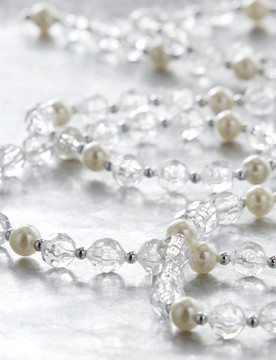 6ft Pearl And Crystal Garland - Item 282479