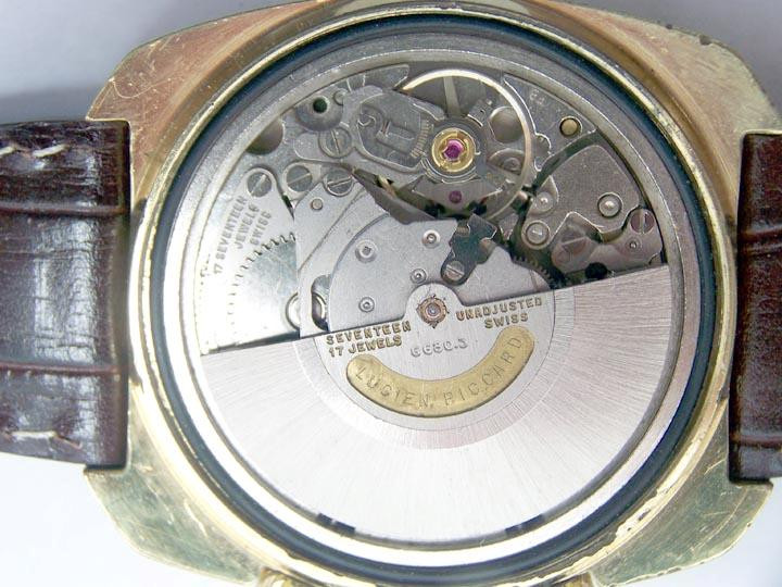 週末sale中❗️中世ルネサンス　フィドル(レベック) EMS イギリス製 Swiss LUCIEN PICCARD Automatic ALARM Mens DAY DATE Watch* EXLNT