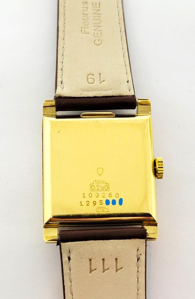 Vintage 18k UNIVERSAL GENEVE Men's 17 Jewels Winding Watch 109260