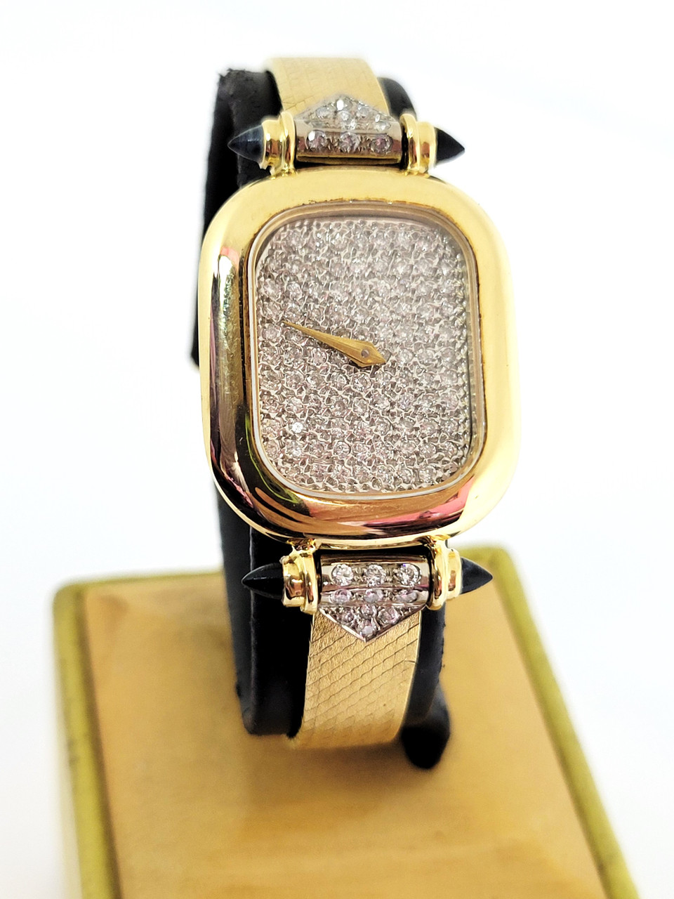 Vintage Ladies Solid 18k BUECHE-GIROD Winding Watch Diamond Dial