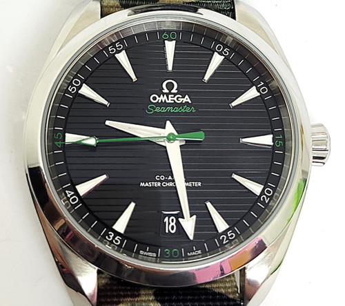 Men's OMEGA SEAMASTER Aqua Terra Automatic CHRONOMETER Watch 220.12.41.21.01.002