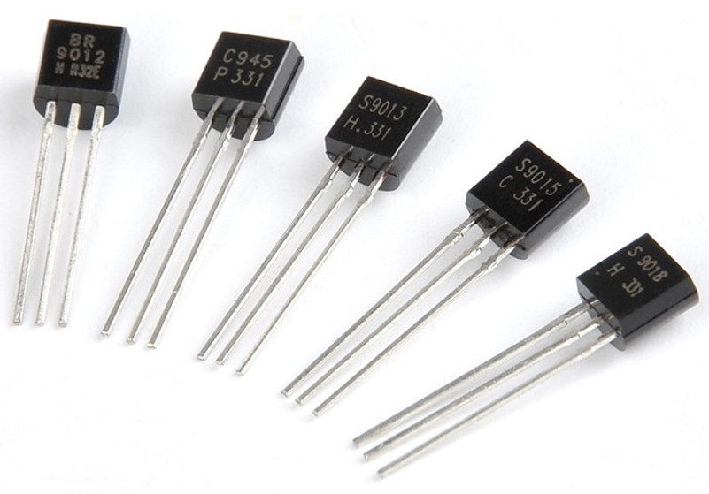 S9015 PNP, 50V 1000mA Transistor