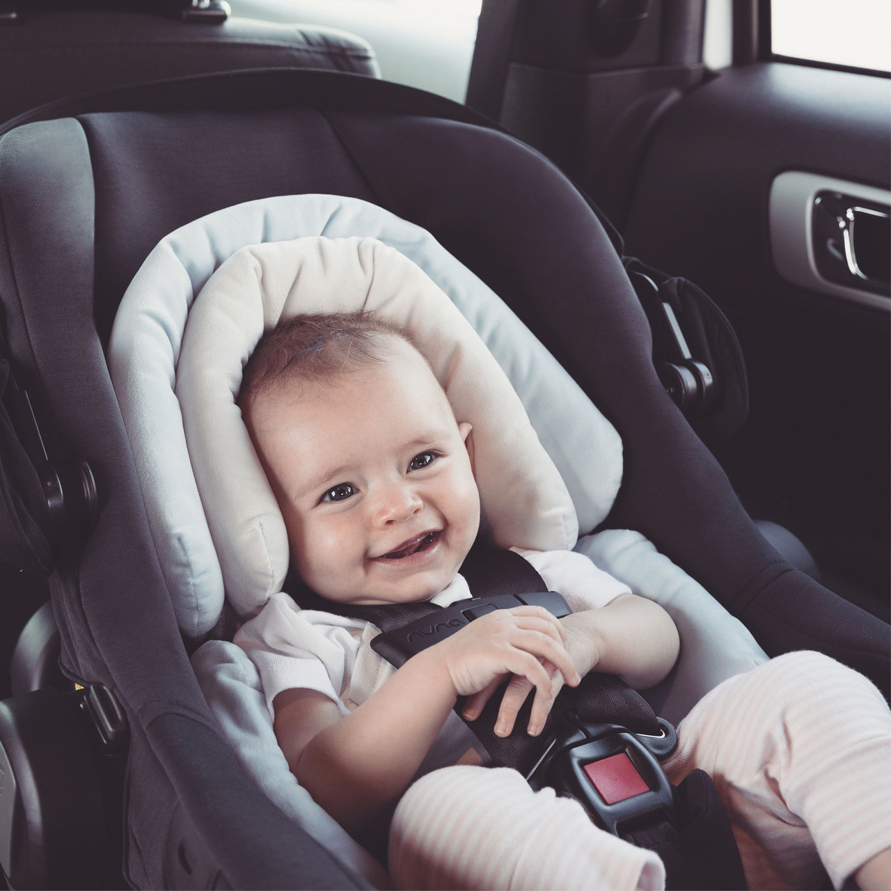 Cuddle Soft® 2-in-1 Baby Head Support | diono® Car Seats