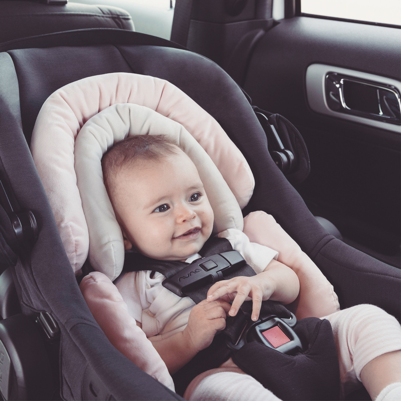 Baby girl head shop support for car seat