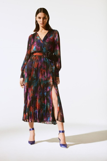 Signature | Floral Print Chiffon Pleated Midi Dress