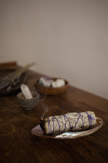 ​How to clear negative energy with smudging 