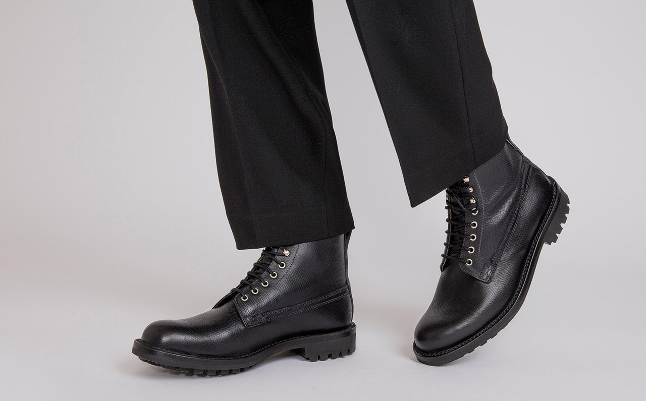 Vincent | Mens Derby Boot in Black Russia Grain Leather with a