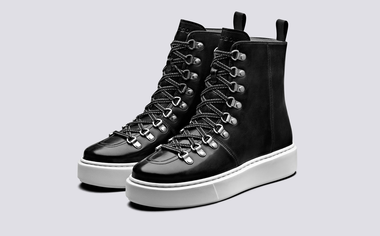 GUCCI Calfskin Iridescent Printed Womens Rhyton Sneakers 35 Black 894645 |  FASHIONPHILE