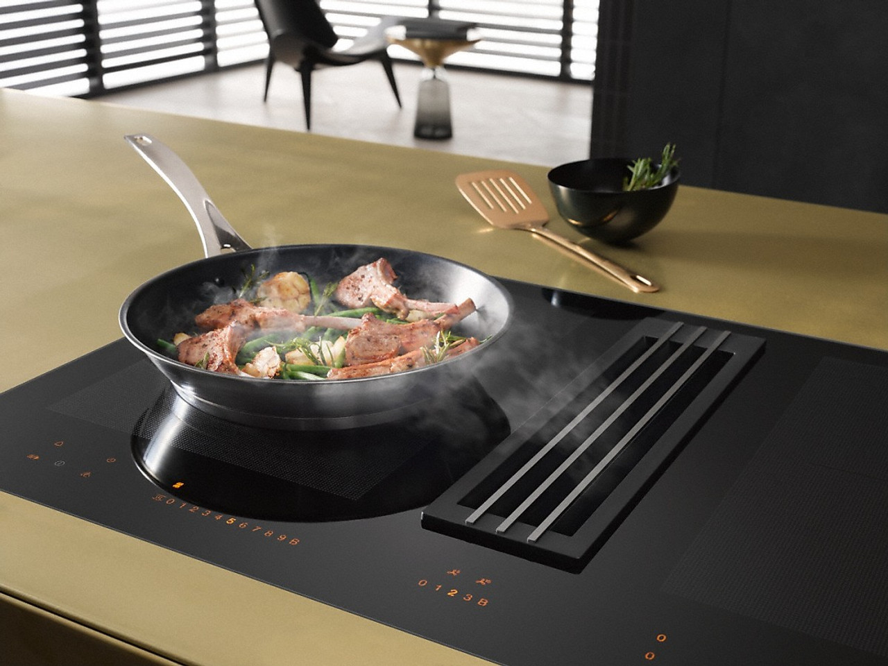 KMDA 7633 FL Induction Cooktop With Integrated Extractor - Black Ceramic