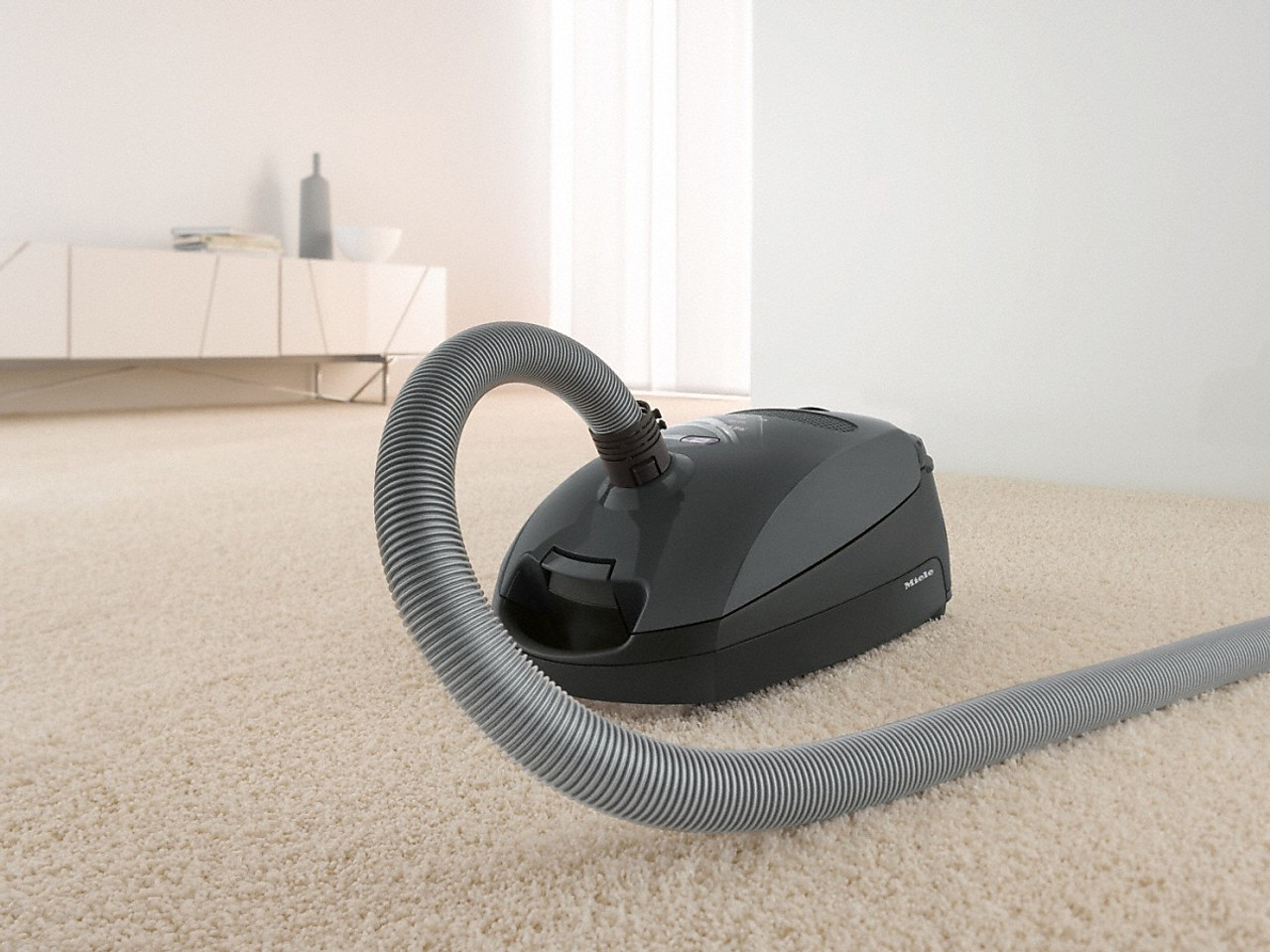 Classic C1 Powerline - Cylinder Vacuum Cleaner - Graphite Grey