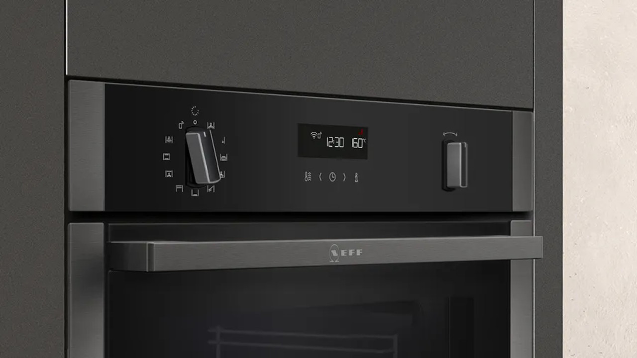 B6ACM7AG0A – 60cm Pyrolytic Built-in Oven – Graphite Grey