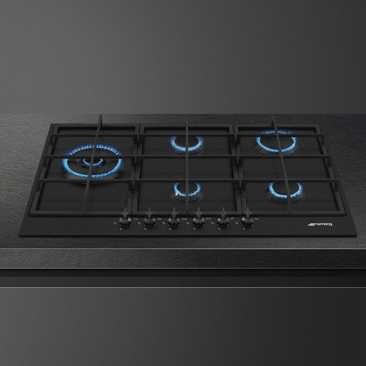 PX375LMBAU – 72cm Classic 4 Gas+Wok Cooktop – Matte Black