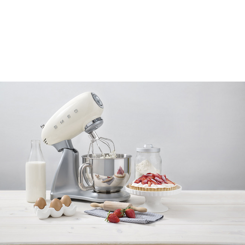 SMF02CRAU - Stand Mixer, 50's Retro Style, ALL CREAM