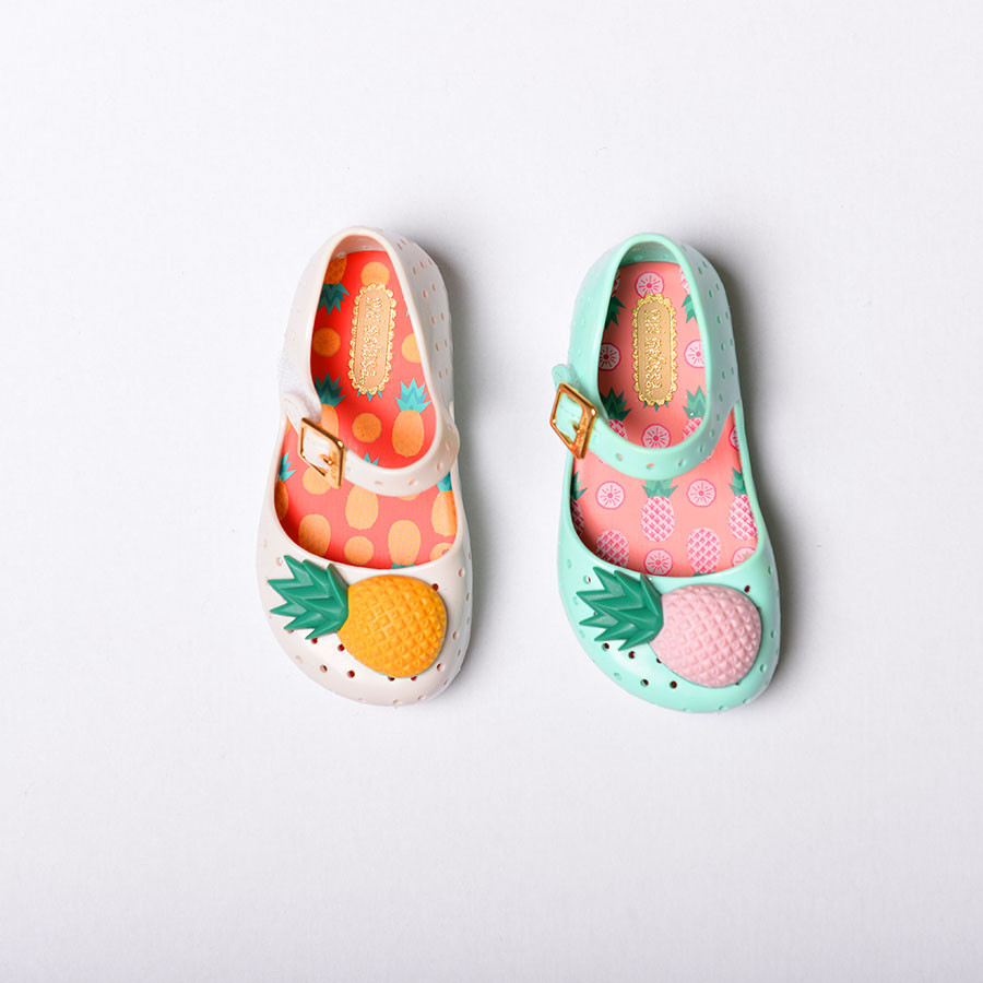 Mini Melissa Ultragirl Furadinha White Pineapple Shoes