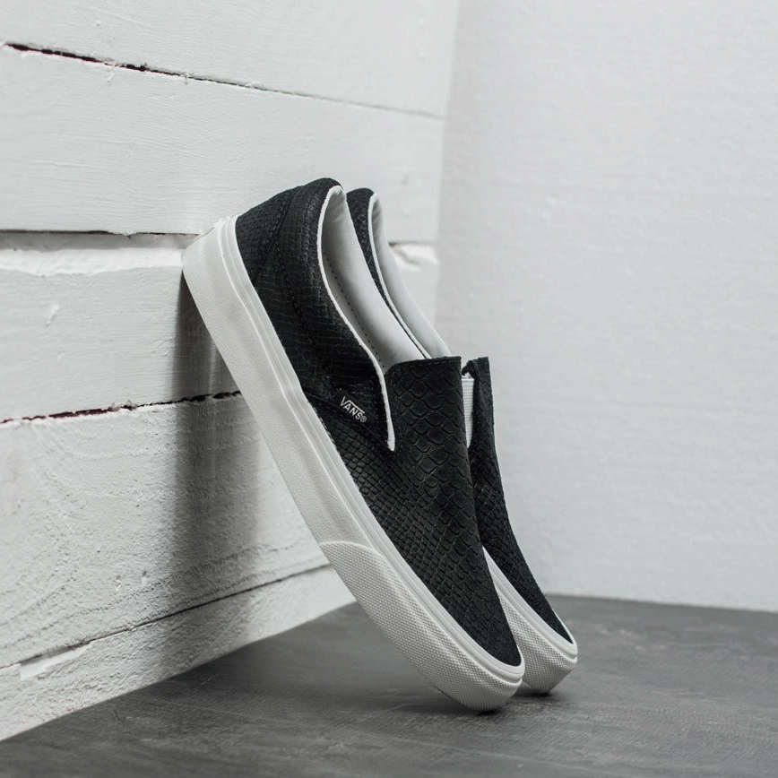 vans slip on snake