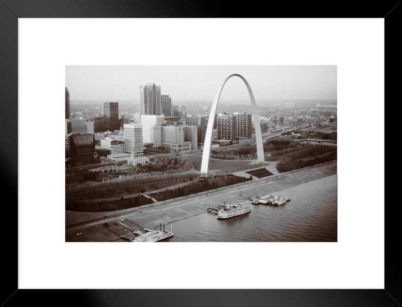 Saint Louis Gateway Arch Posters & Wall Art Prints