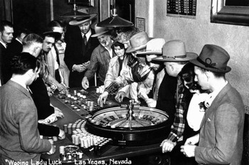 Wooing Lady Luck Vintage Las Vegas Photo Photograph Cool Wall Decor Art Print Poster 18x12