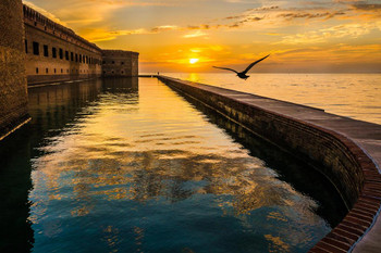 Fort Jefferson Moat Dry Tortugas National Park Photo Print Stretched Canvas Wall Art 24x16 inch