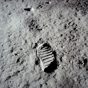 First Footprint On The Moon Neil Armstrong Photo Print Stretched Canvas Wall Art 16x24 inch