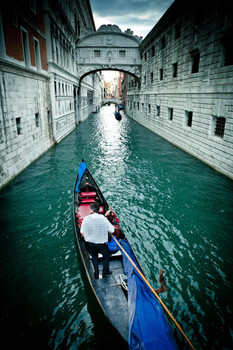 Laminated Gondolier and the Bridge of Sighs Venice Italy Photo Art Print Poster Dry Erase Sign 12x18