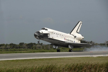 Space Shuttle Endeavour Landing Orbiter Vehicle OV103 Spacecraft Photograph Cool Wall Art Print Poster 24x36