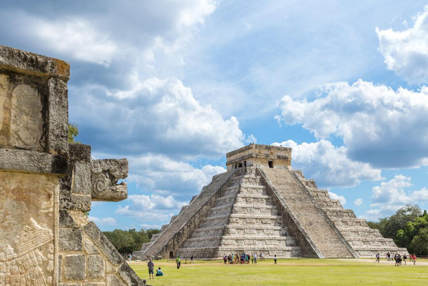 El Castillo Mayan Temple Chichen Itza Mexico Photo Print Stretched Canvas Wall Art 24x16 inch