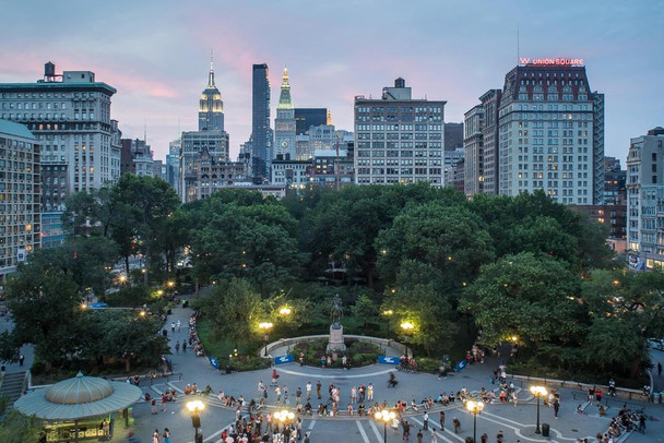 Union Square at Twilight Manhattan New York City Photo Photograph Cool Wall Art Print Poster 36x24