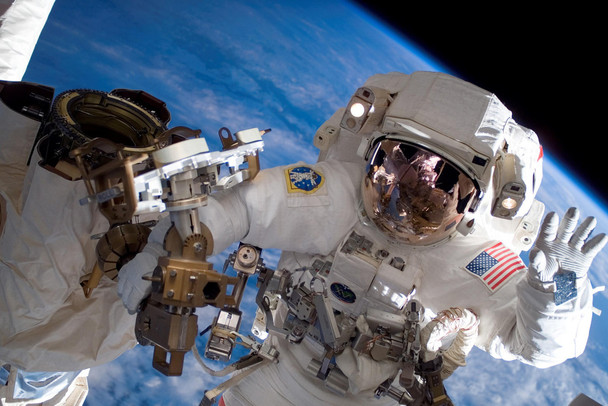Astronaut International Space Station Photo Photograph Cool Wall Art Print Poster 12x18