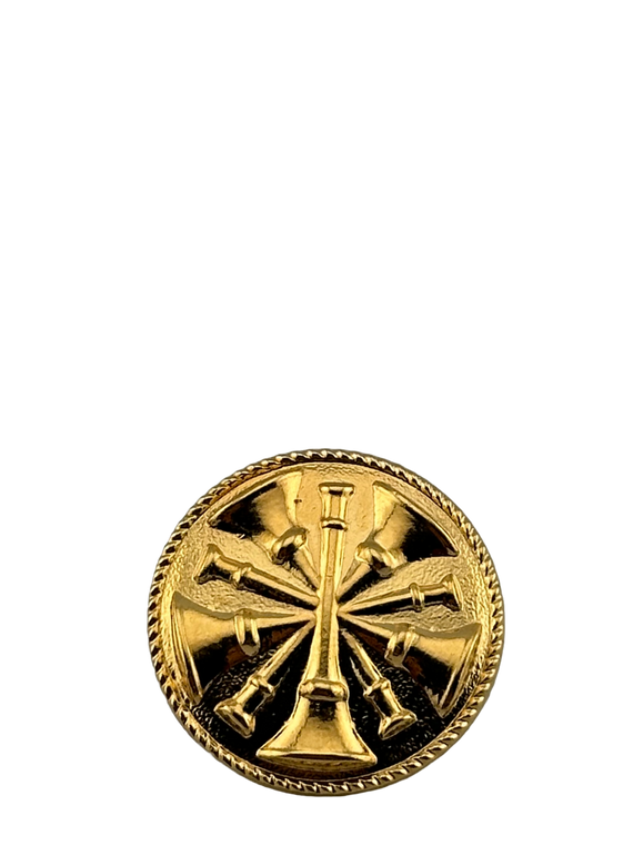 chief five raised crossed bugles, fire chief bugles, command staff insignia, chief insignia,
