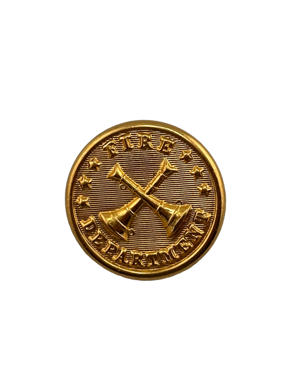 Waterbury 24L Captain Cap Button with two crossed trumpets