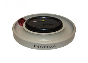 INNOVA Bobbin Tray with Magnetic Pin Holder INNOVA Bobbin Tray with Magnetic Pin Holder