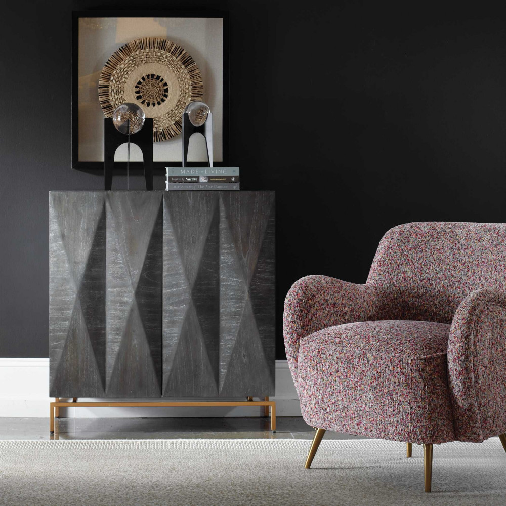 {"pim_id":"208_furn_4728_24596_b_new_2k","sku":"208_24596","media_type":"media"}