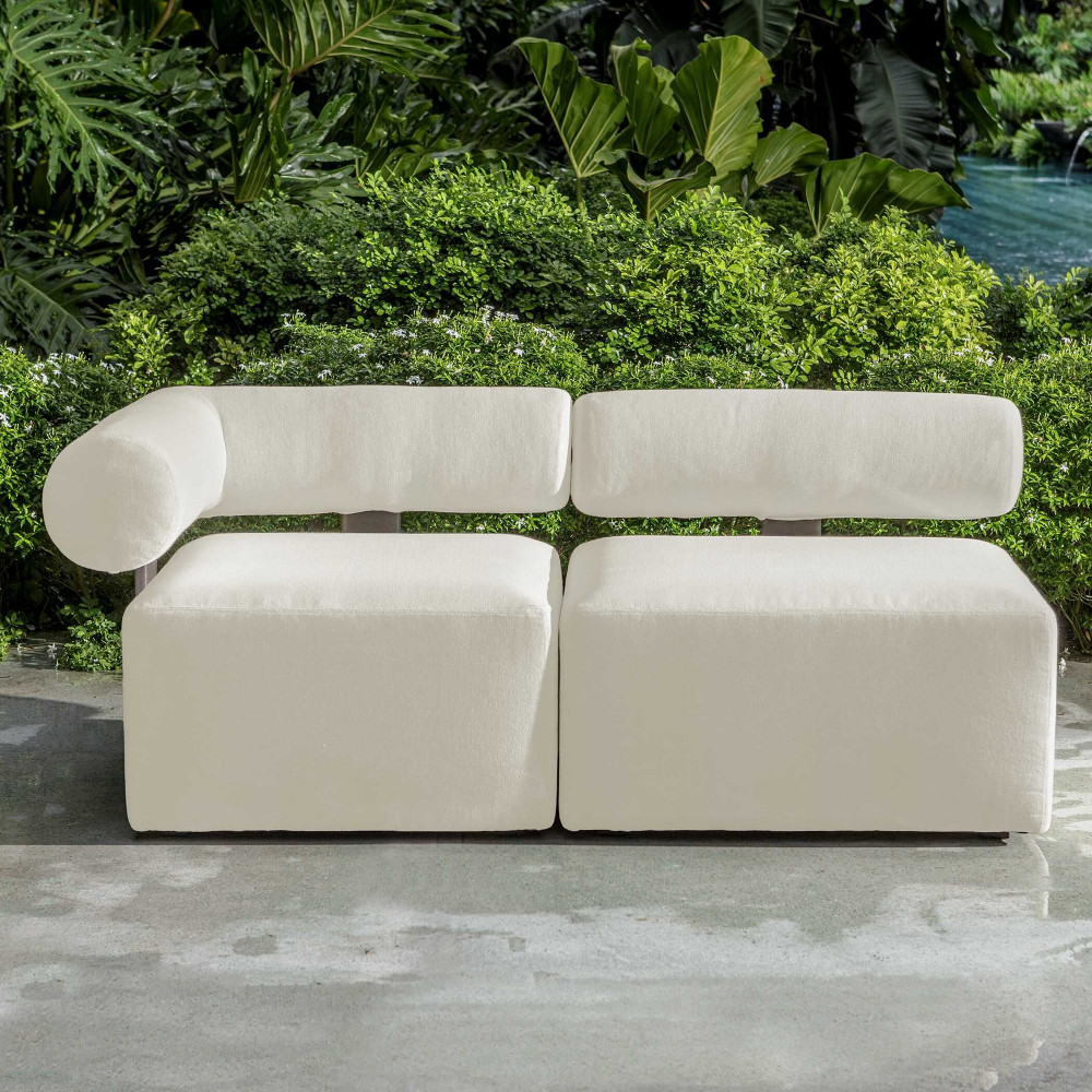 {"pim_id":"208_furn_7619_53032_a1_new_2k","sku":"208_53032","media_type":"media"}