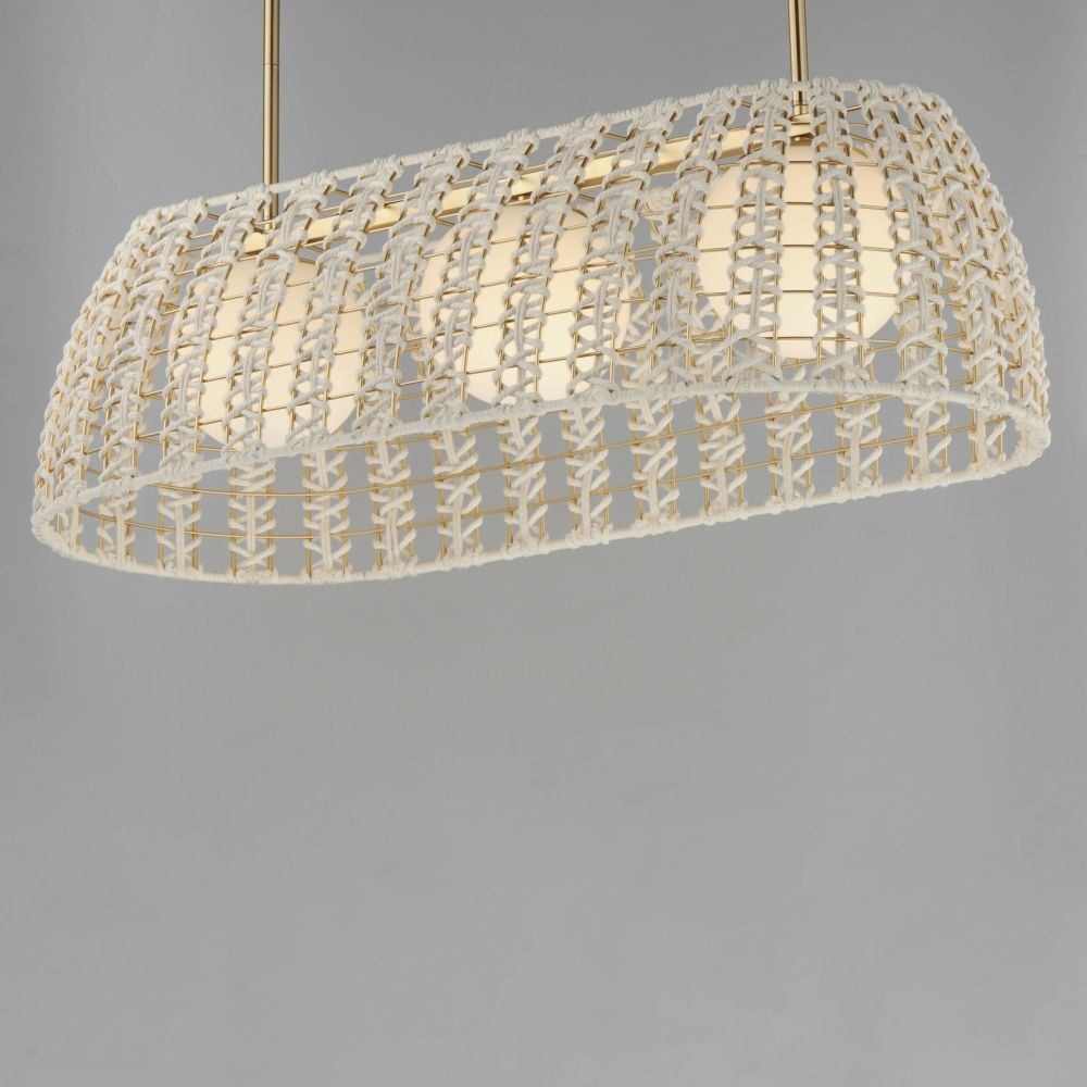 {"pim_id":"93_22483swgld_02_1000_new_1k","sku":"93_22483SWGLD","media_type":"media"}