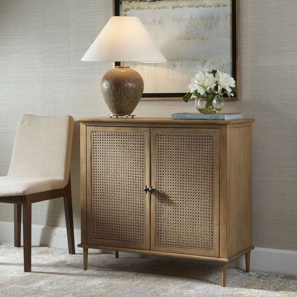 {"pim_id":"208_furn_5579_50121_a0_v1_1k","sku":"208_50121","media_type":"media"}