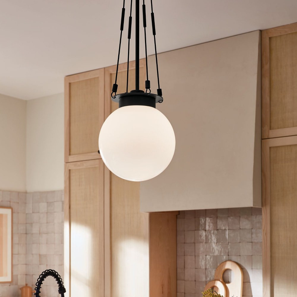 {"pim_id":"147_Kitchen_Albers_52582BK_Mid_Day_1B_1k","sku":"147_52582","media_type":"media"}