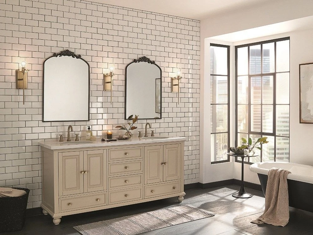 {"pim_id":"147_45295cpz_bathroom_alton_overall_day_1a_lifestyledetail_wideroomday_1k","sku":"147_45295CPZ","media_type":"media"}