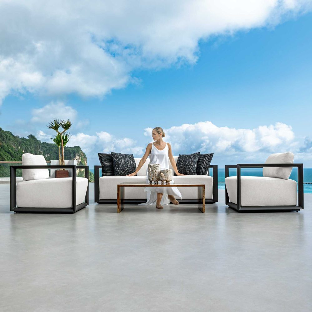 {"pim_id":"208_furn_8449_53134_a4_v1_1k","sku":"208_53134","media_type":"media"}